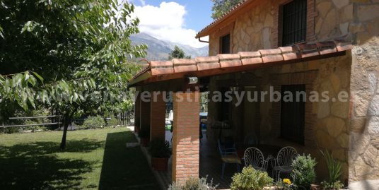 CASITA EN EL CAMINO DEL EMPERADOR