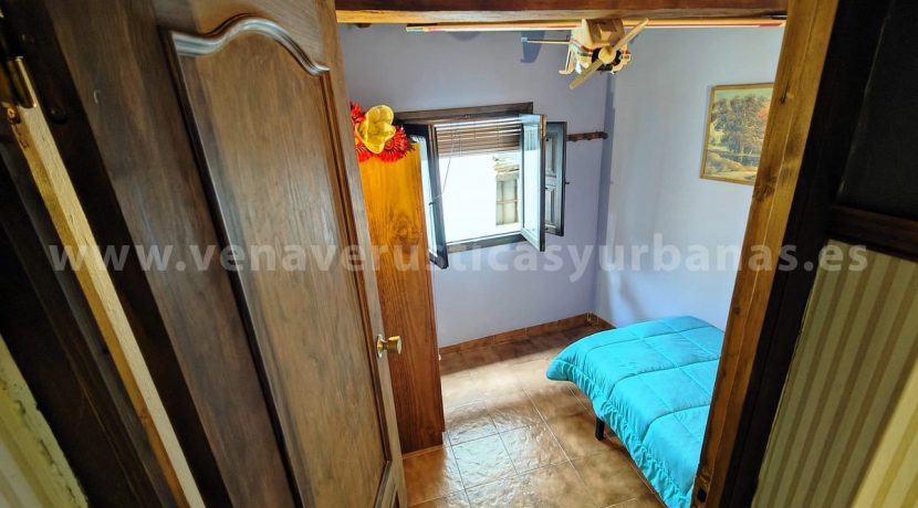 3b5a699a-03b8-469e-901c-7179a0ae95a2_result