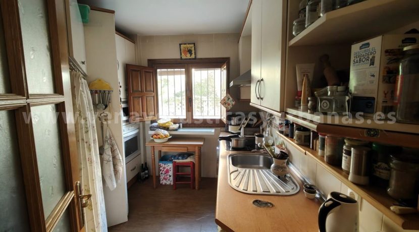 703a046c-c311-42e9-823d-fc5c93c2c9d3_result