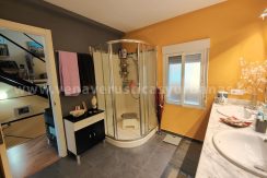 ee2b49a9-e281-429b-8ab3-f0298fea885c_result